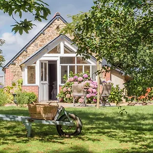 Bed & Breakfast Les De Keregal - La De Charlotte